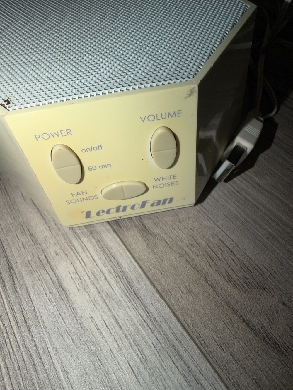 LectroFan White Noise Machine in Cream
